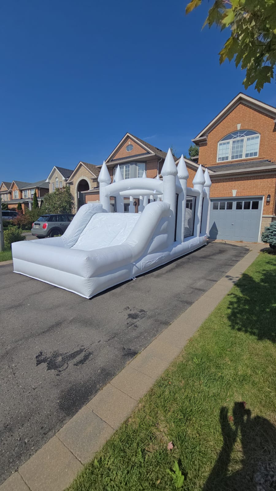 Aura's White Inflatable Obstacle Course With Ballpit/Waterslide